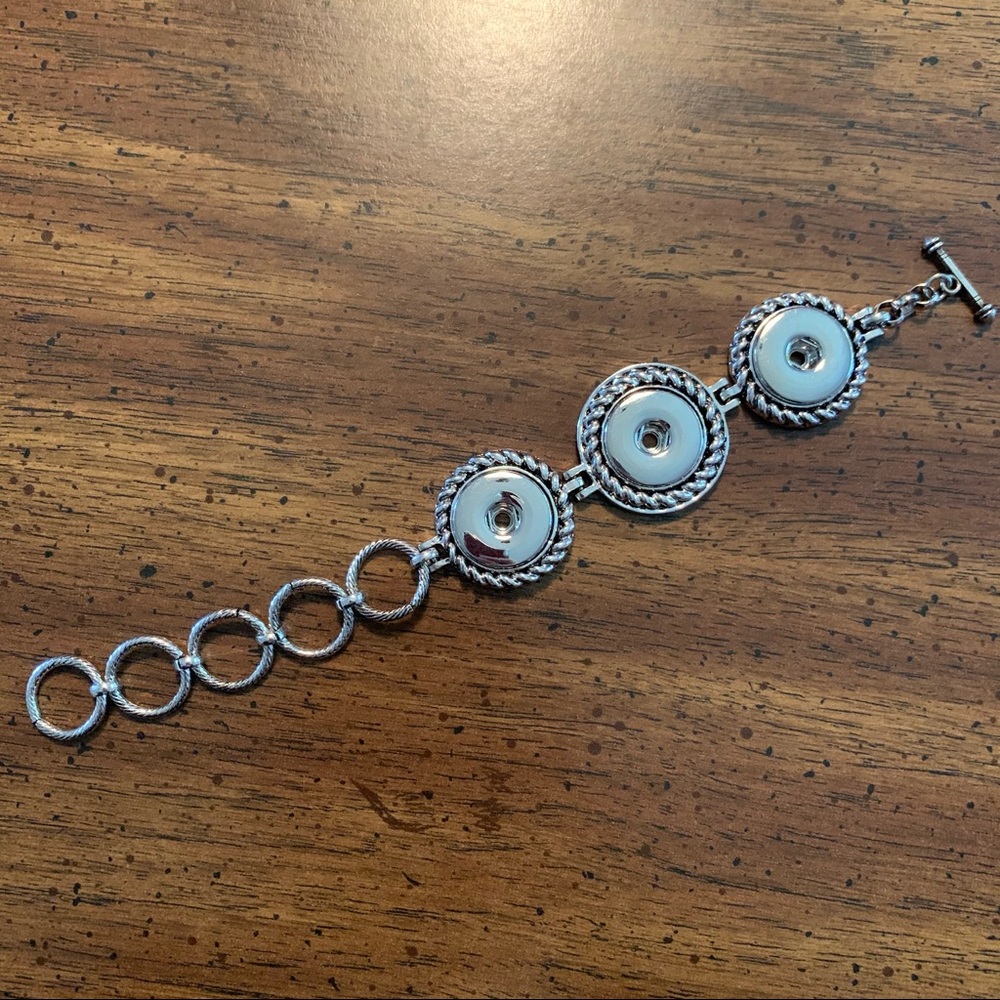 Snap bracelet - Picture 4 of 8